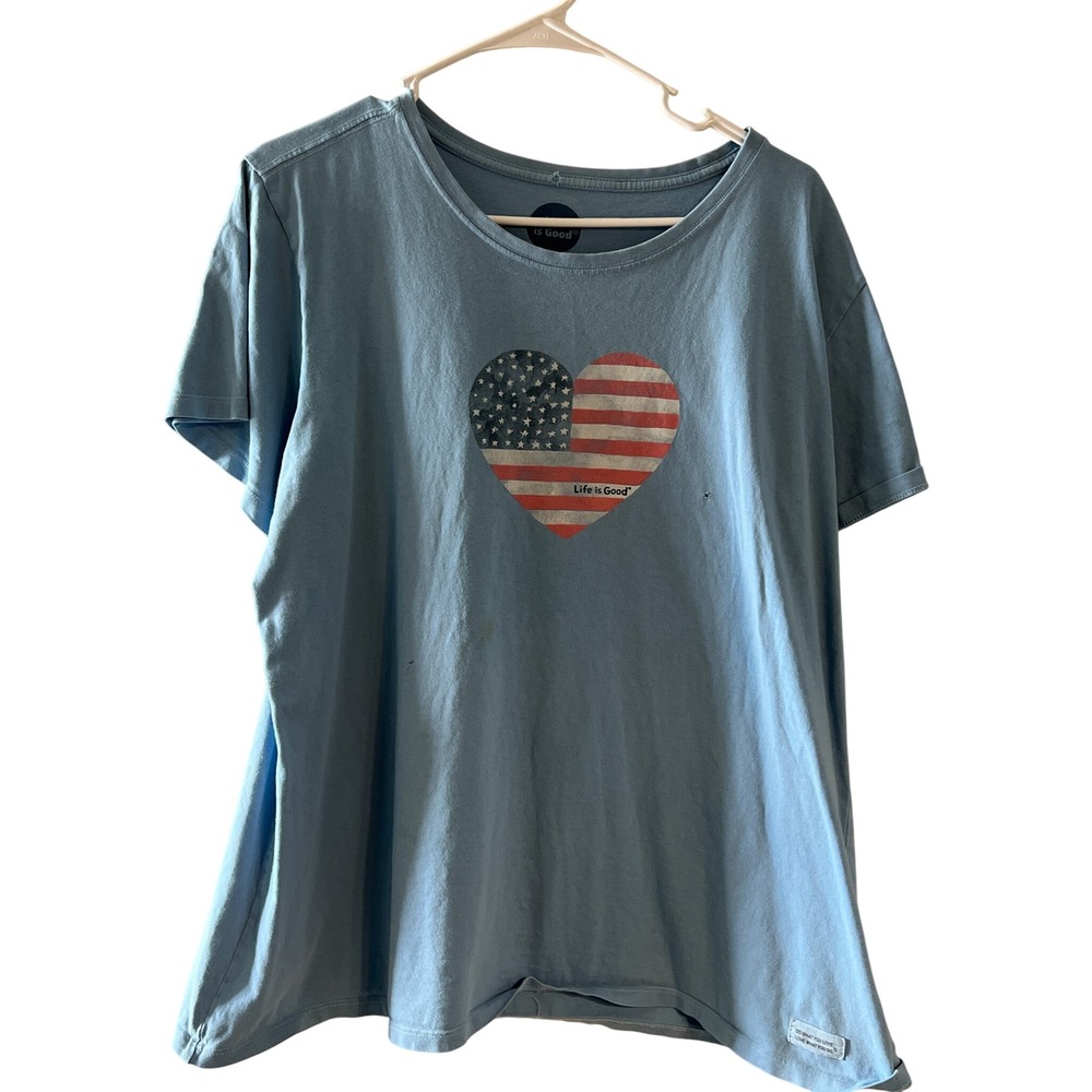 Life is Good Womens XL Crusher Tee Light Blue USA Flag Heart Graphic T-Shirt